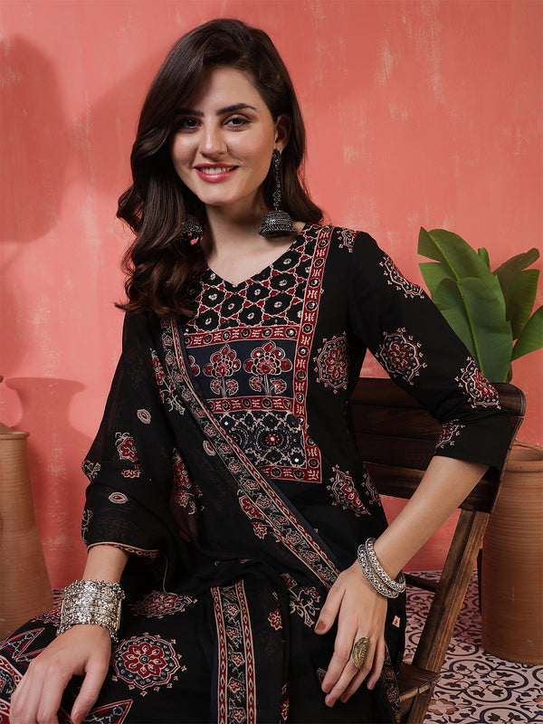 Kimayra Cotton Calf Length Printed 3/4 Sleeves Round Neck Straight Kurta Suit Set