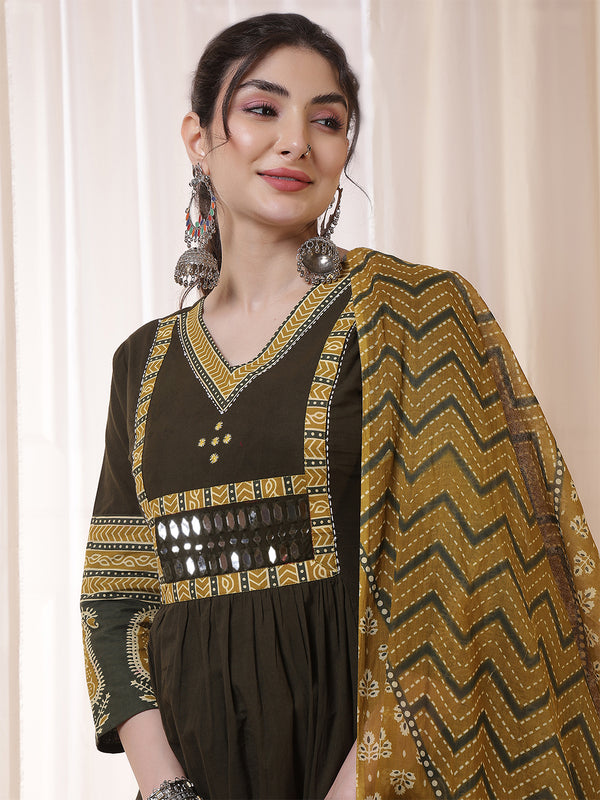 Kimayra Rayon Calf Length Solid 3/4 Sleeves V Neck Flared Kurta Suit Set