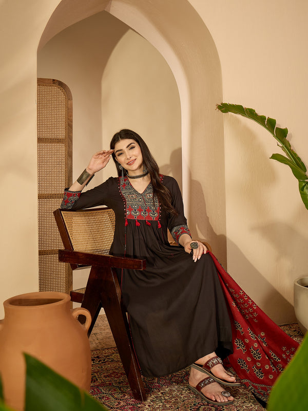 Kimayra Rayon Calf Length Solid 3/4 Sleeve V-Neck Flared Kurta Suit Set