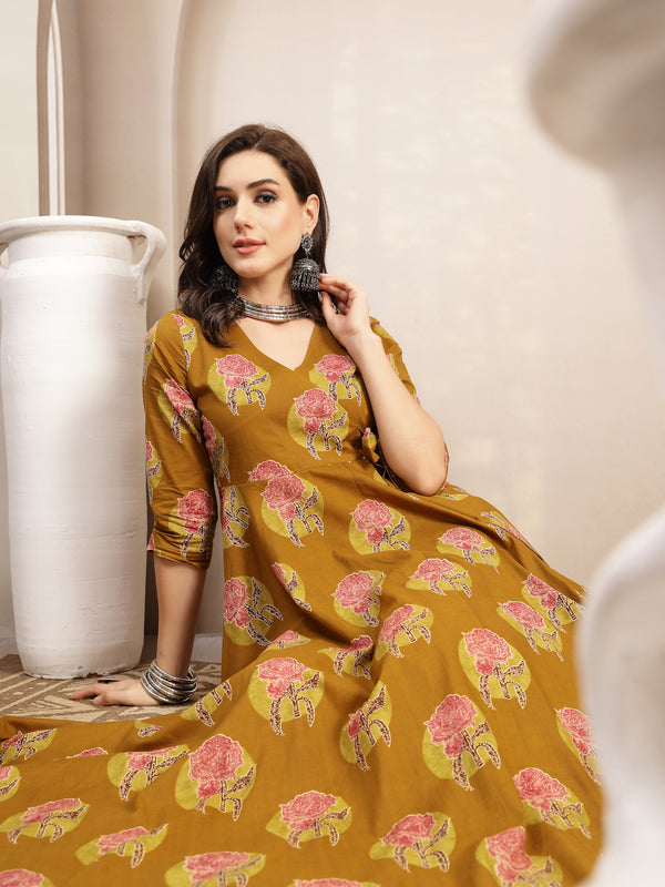 Kimayra Cotton Calf Length Printed 3/4 Sleeve V-Neck Flared Kurta