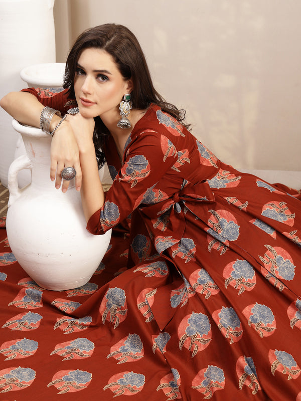 Kimayra Cotton Calf Length Printed 3/4 Sleeve V-Neck Flared Kurta