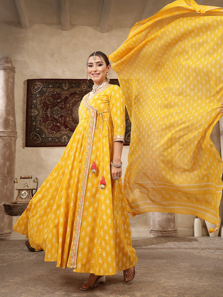 Kimayra Cotton Calf Length Printed 3/4 Sleeve V-Neck Flared Kurta Suit Set