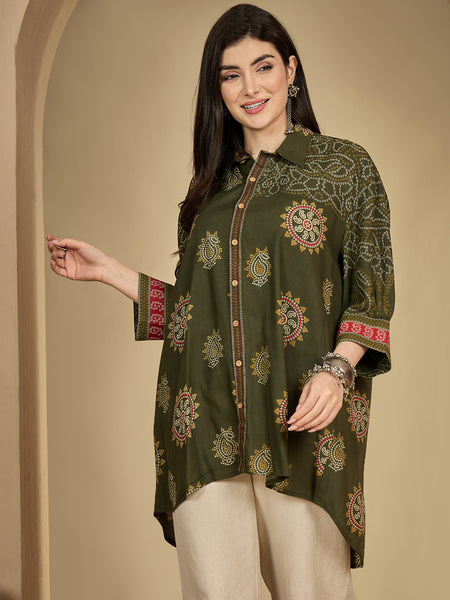Kimayra Rayon Hip Length Printed 3/4 Sleeve Shirt Collar Flared Top
