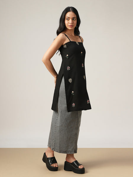 Kimayra Cotton Mid Length Printed Sleeveless Square Neck Straight Kurta