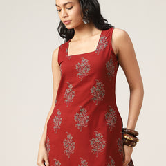Kimayra Cotton Hip Length Printed Sleeveless Square Neck Straight Top