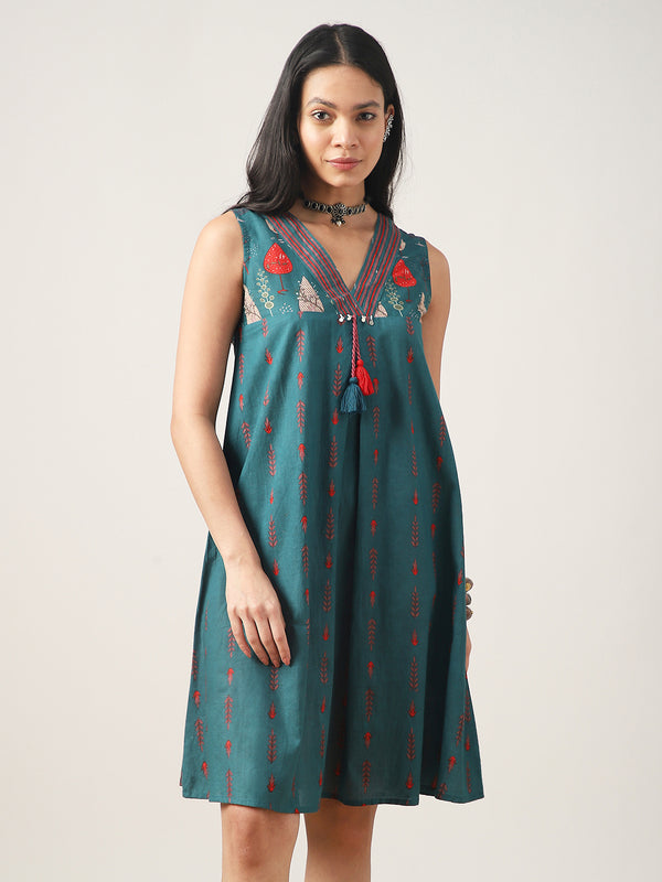 Kimayra Cotton Mid Length Printed Sleeveless V-Neck Flared Dress