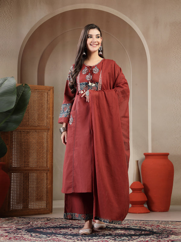 Kimayra Rayon Calf Length Solid 3/4 Sleeve Round Neck Straight Kurta Suit Set