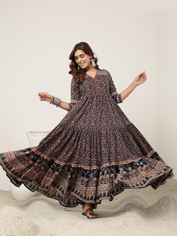 Kimayra Cotton Calf Length Printed 3/4 Sleeves V-Neck Anarkali Kurta
