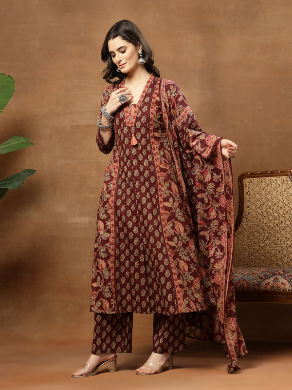 Kimayra Cotton Calf Length Printed 3/4 Sleeve V-Neck Flared Kurta Suit Set