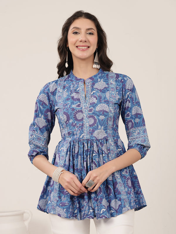 Kimayra  Hip Length Printed 3/4 Sleeve Mandarin Collar Flared Top