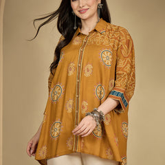 Kimayra Rayon Hip Length Printed 3/4 Sleeve Shirt Collar Flared Top