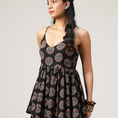 Kimayra Cotton Hip Length Printed Sleeveless V-Neck Flared Top