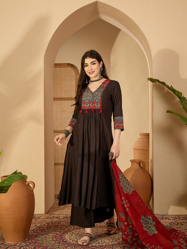 Kimayra Rayon Calf Length Solid 3/4 Sleeve V-Neck Flared Kurta Suit Set