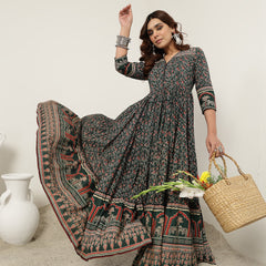 Kimayra Cotton Calf Length Printed 3/4 Sleeves V-Neck Anarkali Kurta