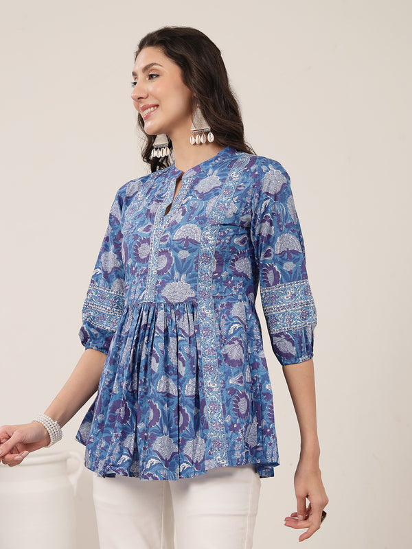 Kimayra  Hip Length Printed 3/4 Sleeve Mandarin Collar Flared Top