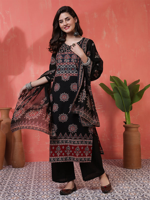 Kimayra Cotton Calf Length Printed 3/4 Sleeves Round Neck Straight Kurta Suit Set
