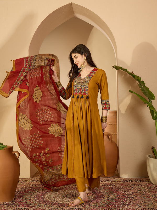 Kimayra Rayon Calf Length Solid 3/4 Sleeve V-Neck Flared Kurta Suit Set