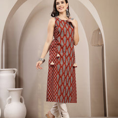 Kimayra Rayon Calf Length Printed Sleeveless Round Neck Straight Kurta