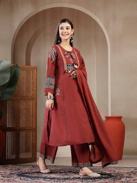 Kimayra Rayon Calf Length Solid 3/4 Sleeve Round Neck Straight Kurta Suit Set