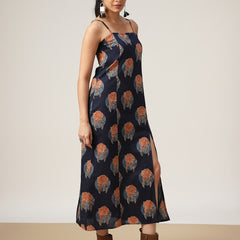 Kimayra Cotton Calf Length Printed Sleeveless Square Neck Straight Dress