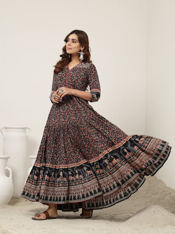Kimayra Cotton Calf Length Printed 3/4 Sleeves V-Neck Anarkali Kurta