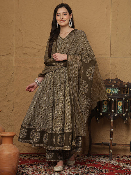 Kimayra Cotton Calf Length Printed 3/4 Sleeves V-Neck Anarkali Kurta Suit Set