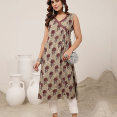 Kimayra Rayon Calf Length Printed Sleeveless V-Neck Flared Kurta