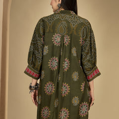 Kimayra Rayon Hip Length Printed 3/4 Sleeve Shirt Collar Flared Top