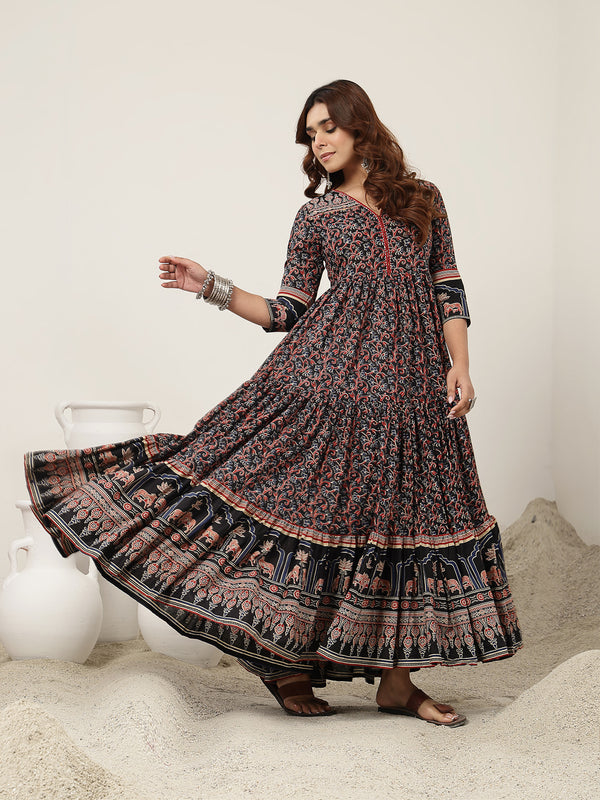 Kimayra Cotton Calf Length Printed 3/4 Sleeves V-Neck Anarkali Kurta