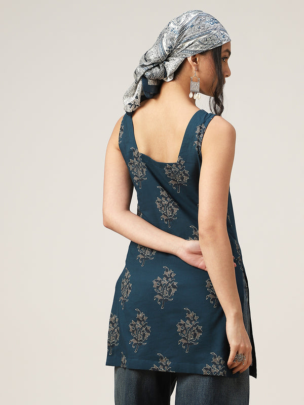 Kimayra Cotton Hip Length Printed Sleeveless Square Neck Straight Top