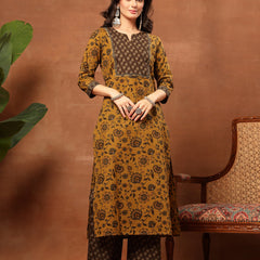 Kimayra Cotton Calf Length Printed 3/4 Sleeve Round Neck Straight Kurta Suit Set