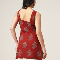 Kimayra Cotton Hip Length Printed Sleeveless Square Neck Straight Top