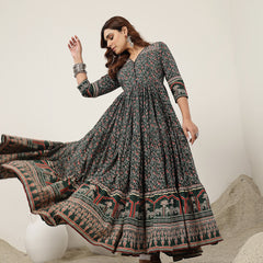 Kimayra Cotton Calf Length Printed 3/4 Sleeves V-Neck Anarkali Kurta