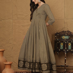 Kimayra Cotton Calf Length Printed 3/4 Sleeves V-Neck Anarkali Kurta Suit Set