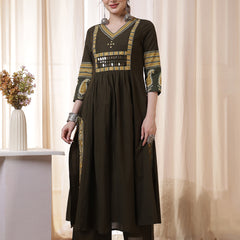Kimayra Rayon Calf Length Solid 3/4 Sleeves V Neck Flared Kurta Suit Set