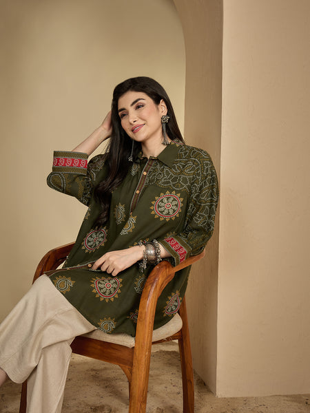 Kimayra Rayon Hip Length Printed 3/4 Sleeve Shirt Collar Flared Top