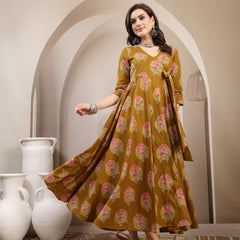 Kimayra Cotton Calf Length Printed 3/4 Sleeve V-Neck Flared Kurta