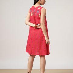 Kimayra Cotton Mid Length Printed Sleeveless V-Neck Flared Dress