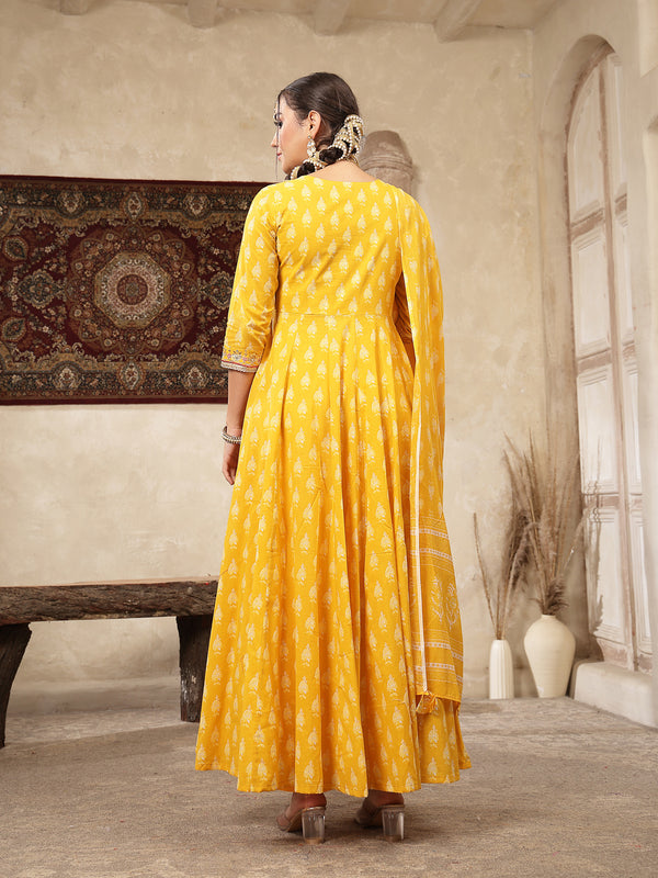 Kimayra Cotton Calf Length Printed 3/4 Sleeve V-Neck Flared Kurta Suit Set
