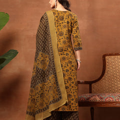 Kimayra Cotton Calf Length Printed 3/4 Sleeve Round Neck Straight Kurta Suit Set