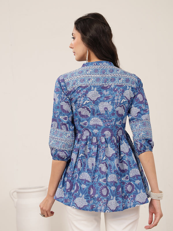 Kimayra  Hip Length Printed 3/4 Sleeve Mandarin Collar Flared Top