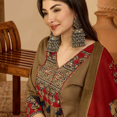 Kimayra Rayon Calf Length Solid 3/4 Sleeve V-Neck Flared Kurta Suit Set
