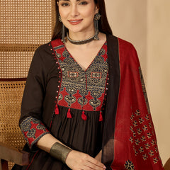 Kimayra Rayon Calf Length Solid 3/4 Sleeve V-Neck Flared Kurta Suit Set