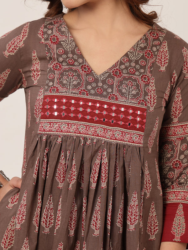Kimayra Cotton Calf Length Printed 3/4 Sleeve V-Neck Flared Kurta Suit Set