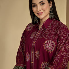 Kimayra Rayon Hip Length Printed 3/4 Sleeve Shirt Collar Flared Top