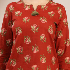Kimayra Rayon Hip Length Printed 3/4 Sleeve Round Neck Straight Top