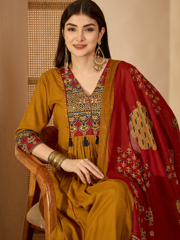 Kimayra Rayon Calf Length Solid 3/4 Sleeve V-Neck Flared Kurta Suit Set