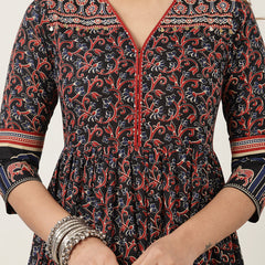 Kimayra Cotton Calf Length Printed 3/4 Sleeves V-Neck Anarkali Kurta