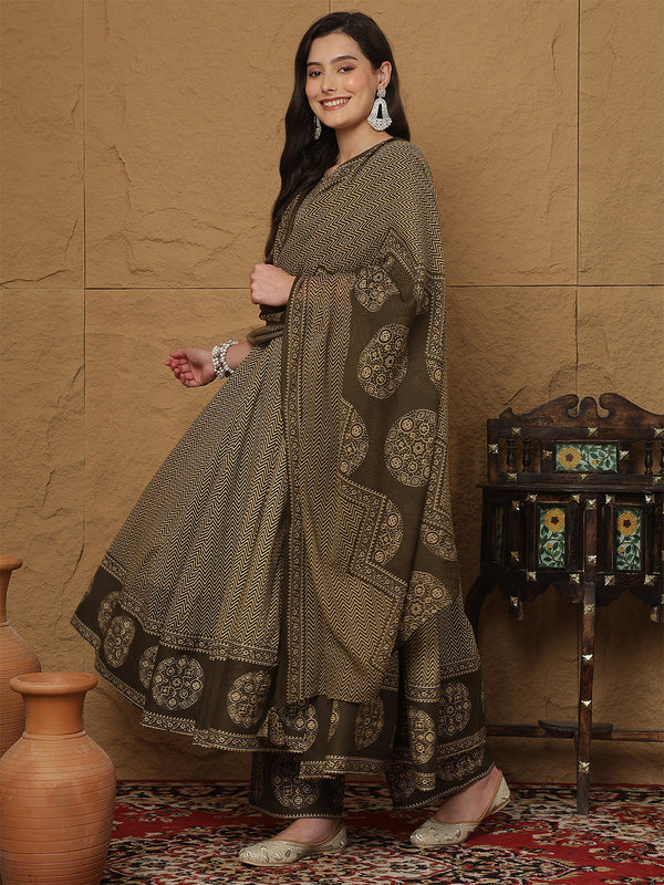 Kimayra Cotton Calf Length Printed 3/4 Sleeves V-Neck Anarkali Kurta Suit Set
