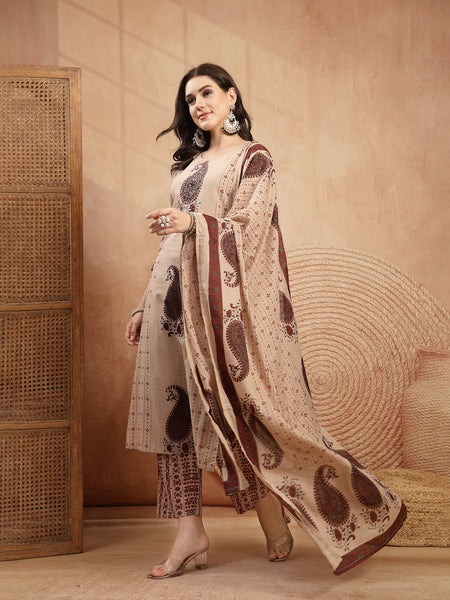 Kimayra Rayon Calf Length Printed 3/4 Sleeve Round Neck Straight Kurta Suit Set